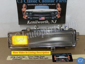 OEM 1975 1976 1977 1978 Cadillac Eldorado LEFT FRONT FENDER CORNERING TURN SIGNAL PARK LIGHT LENS #5966539